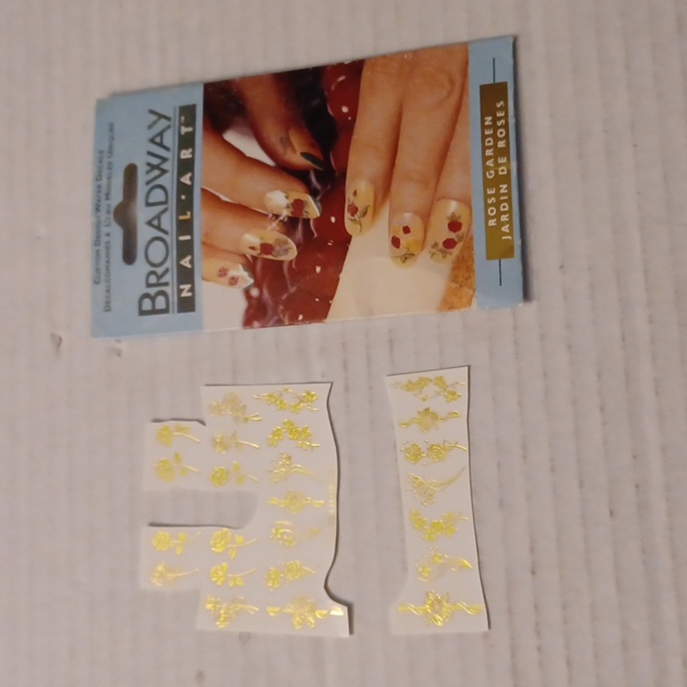 Free Add-on Golden Roses Finger Nail Decals